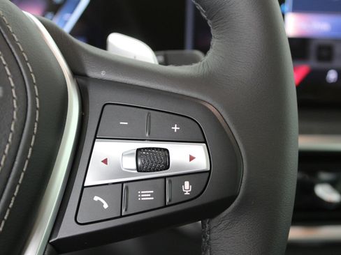 New 2026 BMW X5 xDrive50e image 28