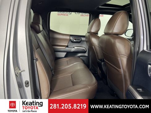 Certified 2016 Toyota Tacoma Limited image 20