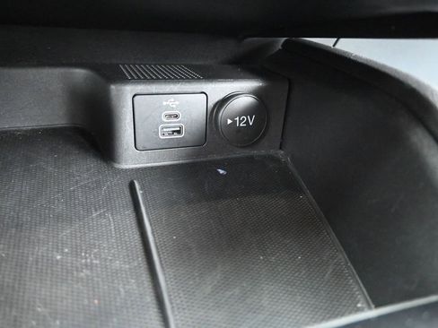 Used 2025 Ford Escape ST-Line image 34