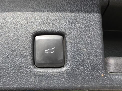 Used 2020 Ford Escape SEL AWD/4WD image 16