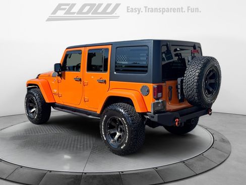 Used 2013 Jeep Wrangler Unlimited Sahara w/ Connectivity Group AWD/4WD image 5