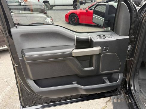 Used 2017 Ford F150 Raptor w/ Equipment Group 802A Luxury AWD/4WD image 34