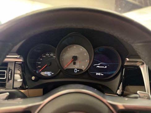 Used 2019 Porsche Macan S AWD/4WD image 23