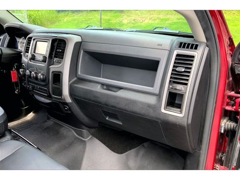 Used 2015 RAM 1500 Express AWD/4WD image 14