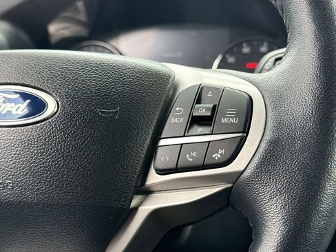 Used 2024 Ford Explorer XLT w/ Equipment Group 202A AWD/4WD image 28