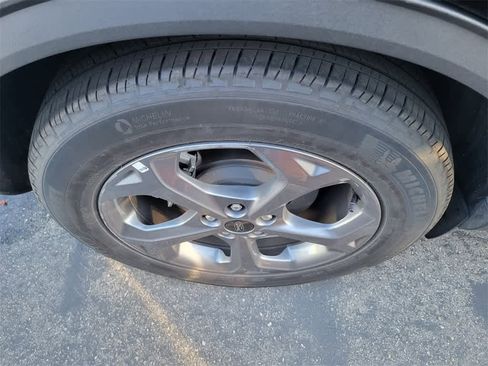 Used 2025 Ford Escape ST-Line image 6