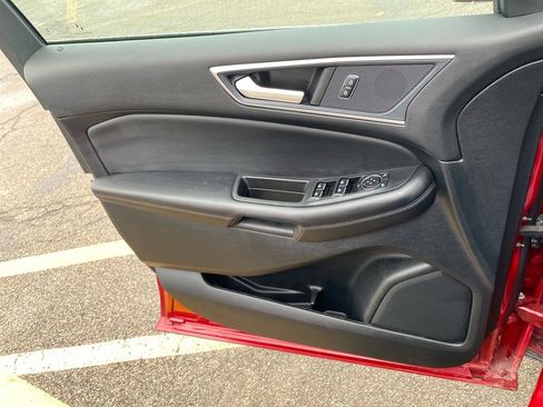 Used 2024 Ford Edge SEL w/ Convenience Package image 20