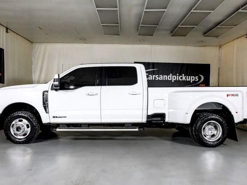 Used 2024 Ford F350 Lariat w/ FX4 Off-Road Package image 11