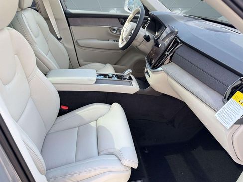 New 2026 Volvo XC90 T8 Ultra w/ Protection Package Premier AWD/4WD image 30