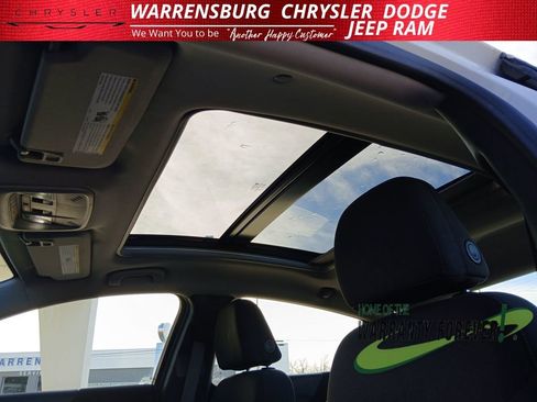 Used 2024 Chevrolet Malibu LT image 30