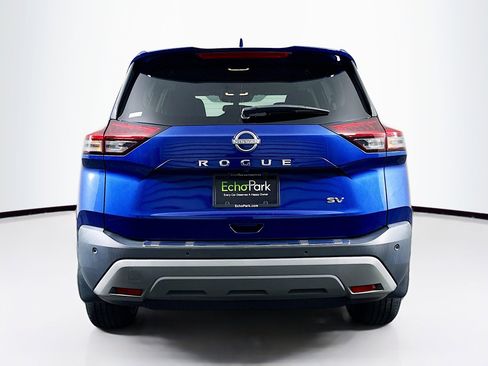 Used 2023 Nissan Rogue SV FWD image 7