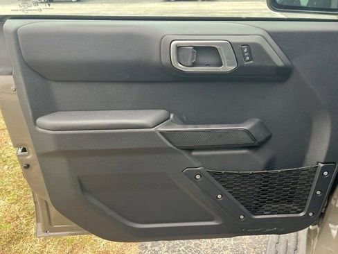 New 2025 Ford Bronco Outer Banks image 9