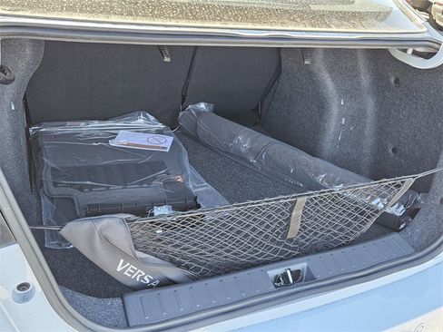 New 2025 Nissan Versa SR image 11