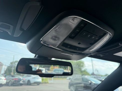 Used 2015 Chrysler 300 S AWD/4WD image 14