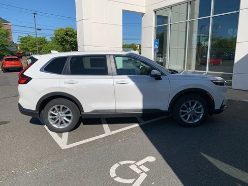 Certified 2024 Honda CR-V EX image 2