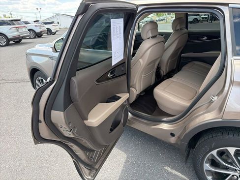 Used 2021 Lincoln Nautilus Reserve w/ Equipment Group 201A AWD/4WD image 15