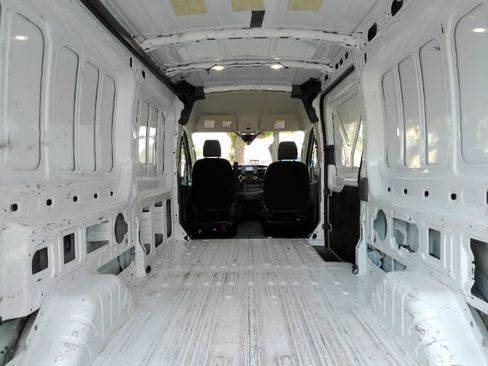 Used 2024 Ford Transit 250 148 Medium Roof Extended AWD image 8