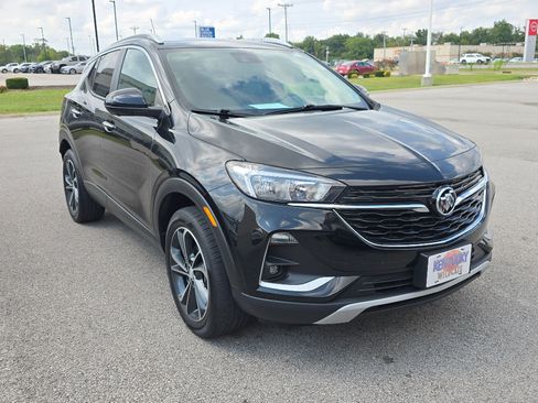 Used 2021 Buick Encore GX Select w/ Advanced Technology Package FWD image 1