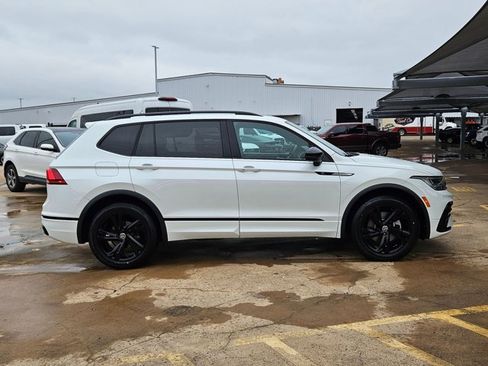 Used 2023 Volkswagen Tiguan SE R-Line FWD image 4