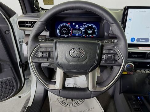 New 2026 Toyota 4Runner TRD Off-Road Premium AWD/4WD image 12