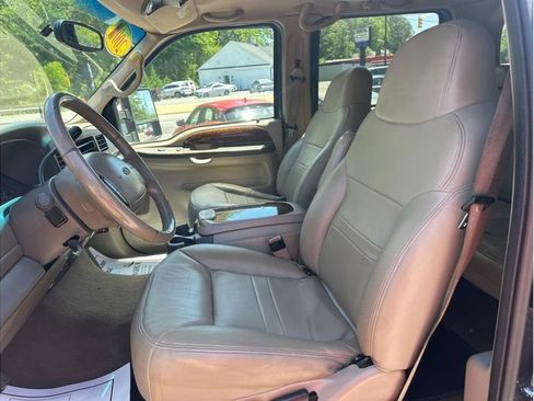 Used 2001 Ford Excursion Limited AWD/4WD image 14