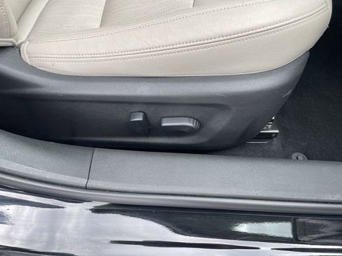 Used 2019 Nissan Altima 2.5 Platinum FWD image 34
