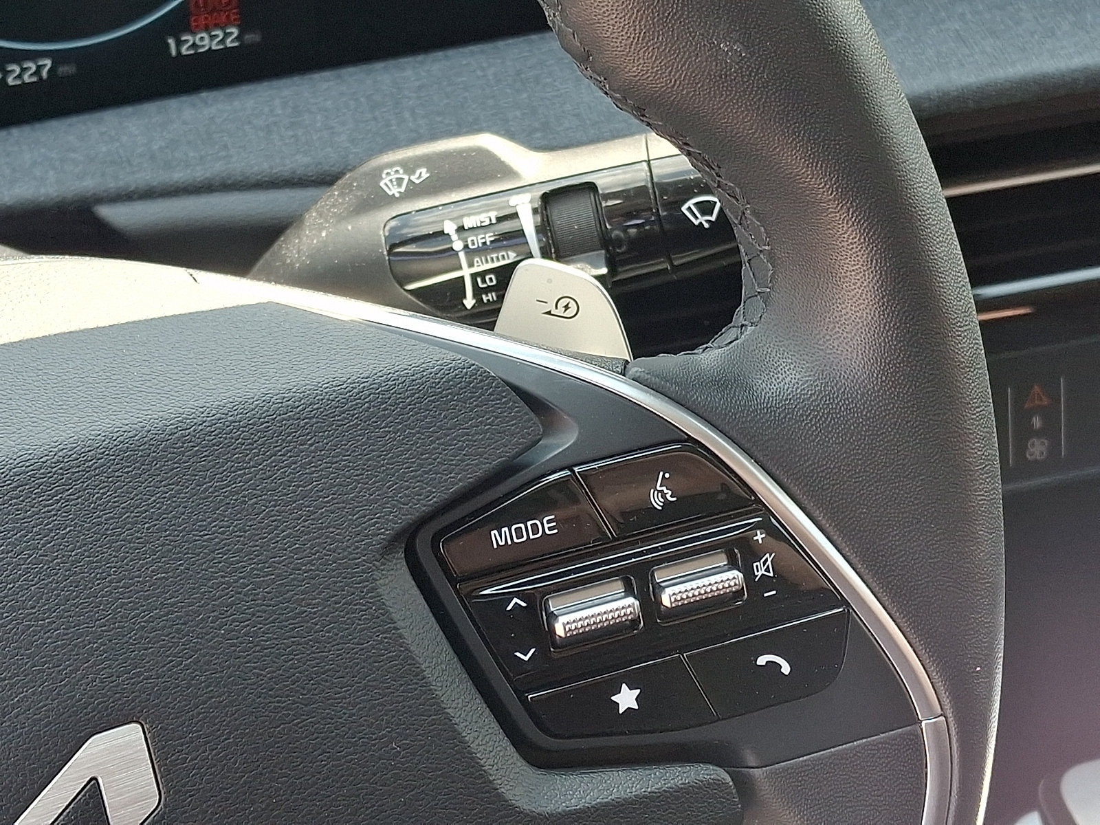 Certified 2024 Kia EV6 Light AWD/4WD image 22