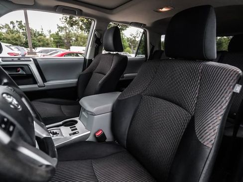 Used 2013 Toyota 4Runner SR5 w/ Convenience Pkg AWD/4WD image 28