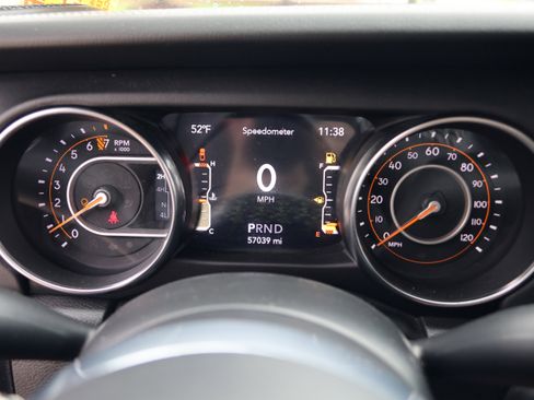 Used 2021 Jeep Gladiator Overland w/ Popular Equipment Package AWD/4WD image 16