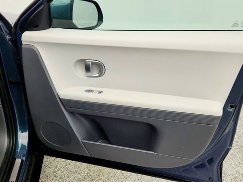Used 2024 Hyundai Ioniq 5 SE image 24