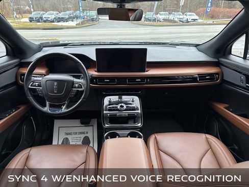 Used 2023 Lincoln Nautilus Reserve AWD/4WD image 13