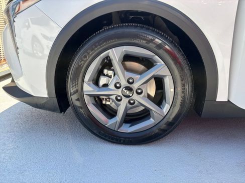 Used 2025 Kia K4 FWD image 29