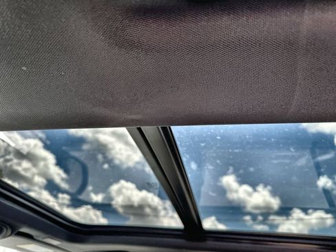 New 2026 GMC Yukon XL AT4 image 19