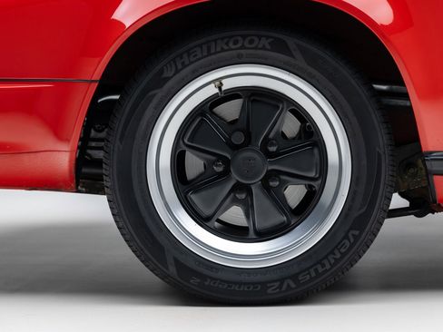 Used 1987 Porsche 911 Carrera RWD image 20