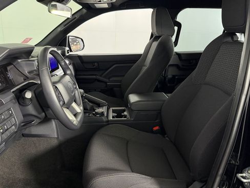 Used 2025 Toyota 4Runner SR5 image 21