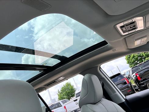 Used 2025 Toyota Grand Highlander FWD image 14