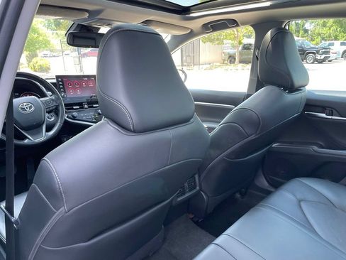 Used 2021 Toyota Camry XSE FWD image 25