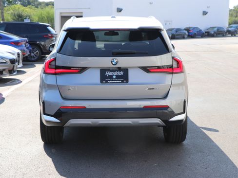 Certified 2026 BMW X1 xDrive28i w/ Technology Package AWD/4WD image 12