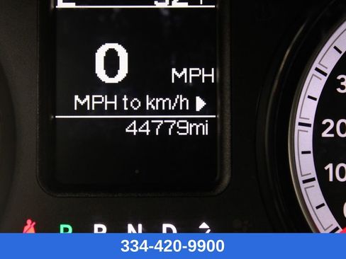 Used 2022 RAM 1500 Classic SLT image 10