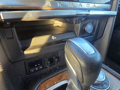 Used 2021 Nissan Armada SL w/ Captain's Chairs Package image 22