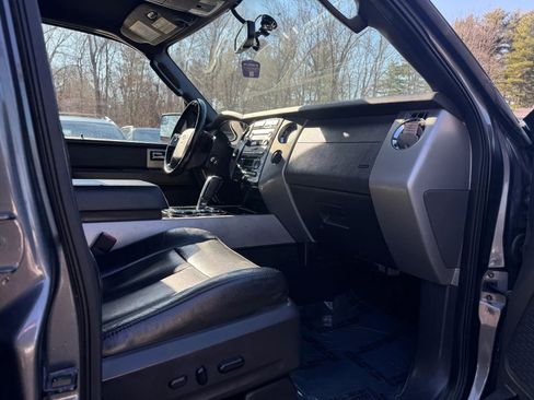 Used 2012 Ford Expedition Limited image 12