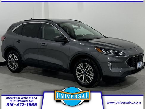Used 2022 Ford Escape SEL image 1