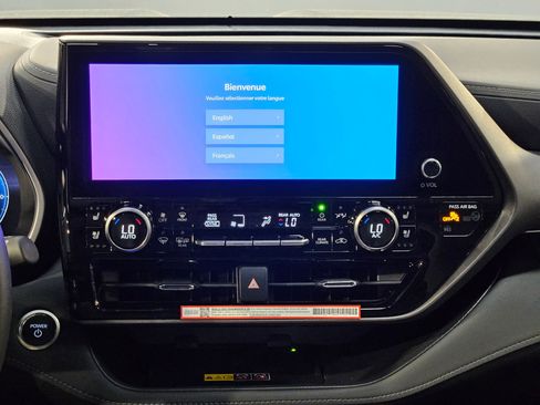 New 2026 Toyota Highlander Limited AWD/4WD image 17