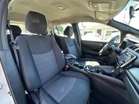 Used 2018 Nissan Leaf SV image 13