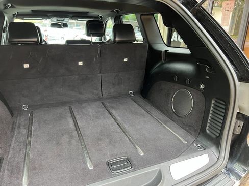 Used 2014 Jeep Grand Cherokee Limited image 18