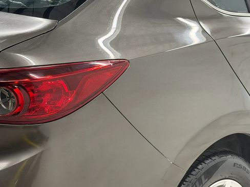 Used 2016 MAZDA MAZDA3 i Touring w/ Popular Equipment Package FWD image 10