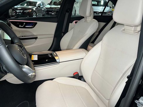 Certified 2026 Mercedes-Benz C 300 4MATIC Sedan image 25