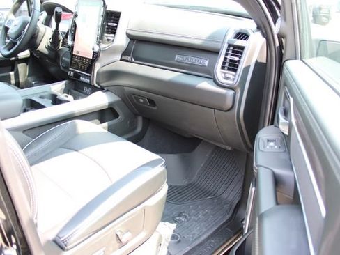 Used 2026 RAM 3500 Laramie AWD/4WD image 52