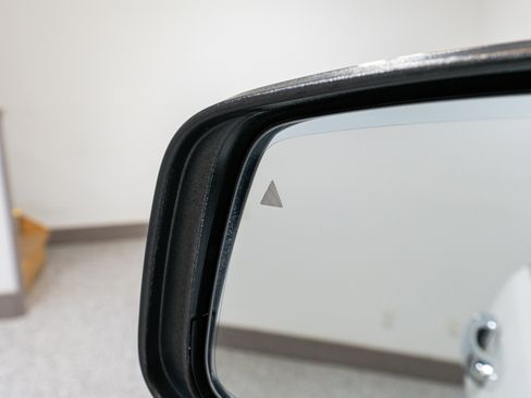 Used 2020 Jeep Grand Cherokee Overland image 13