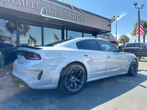 Used 2020 Dodge Charger SRT Hellcat w/ Harman/Kardon Audio Group RWD image 15